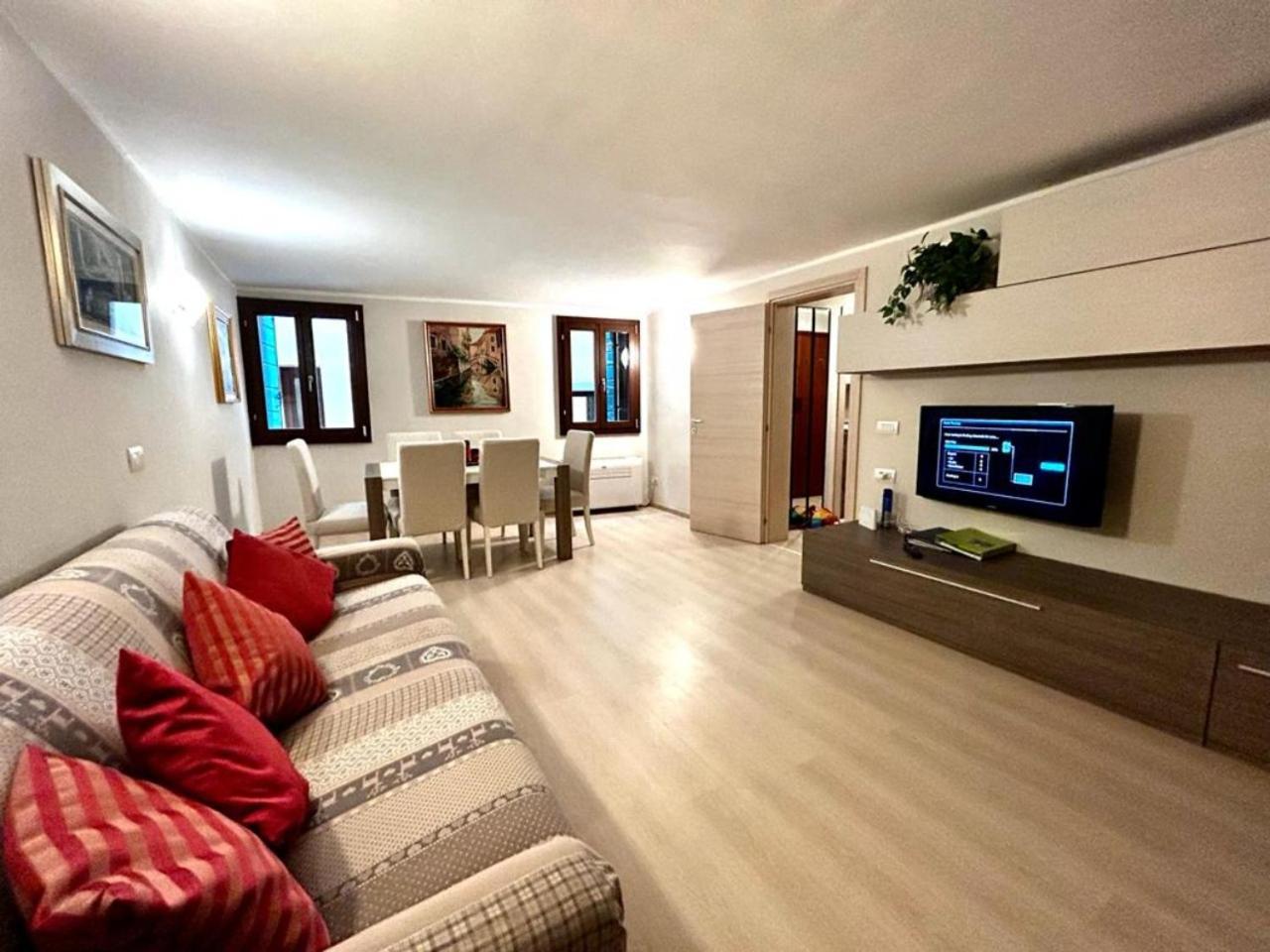 Grimaldi Apartments San Marco & Castello Velence Kültér fotó